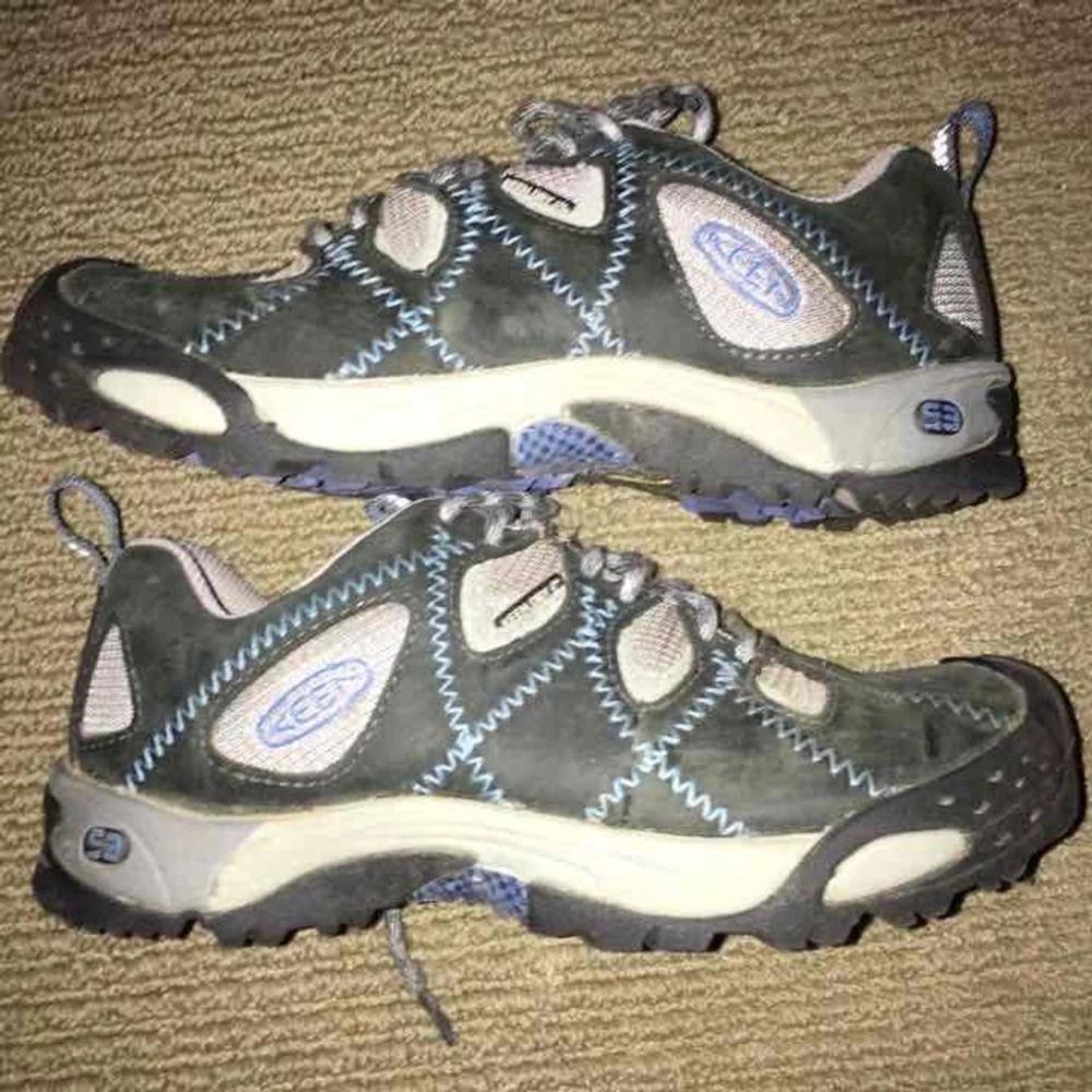 KEEN Hiking Shoes